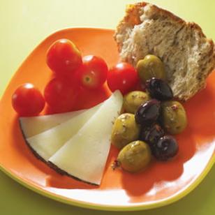 healthy snack - Mediterannean Picnic