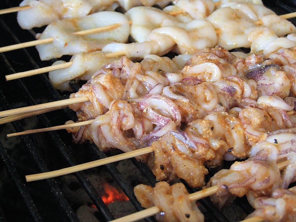 Squid-grilling-on-the-barbecue