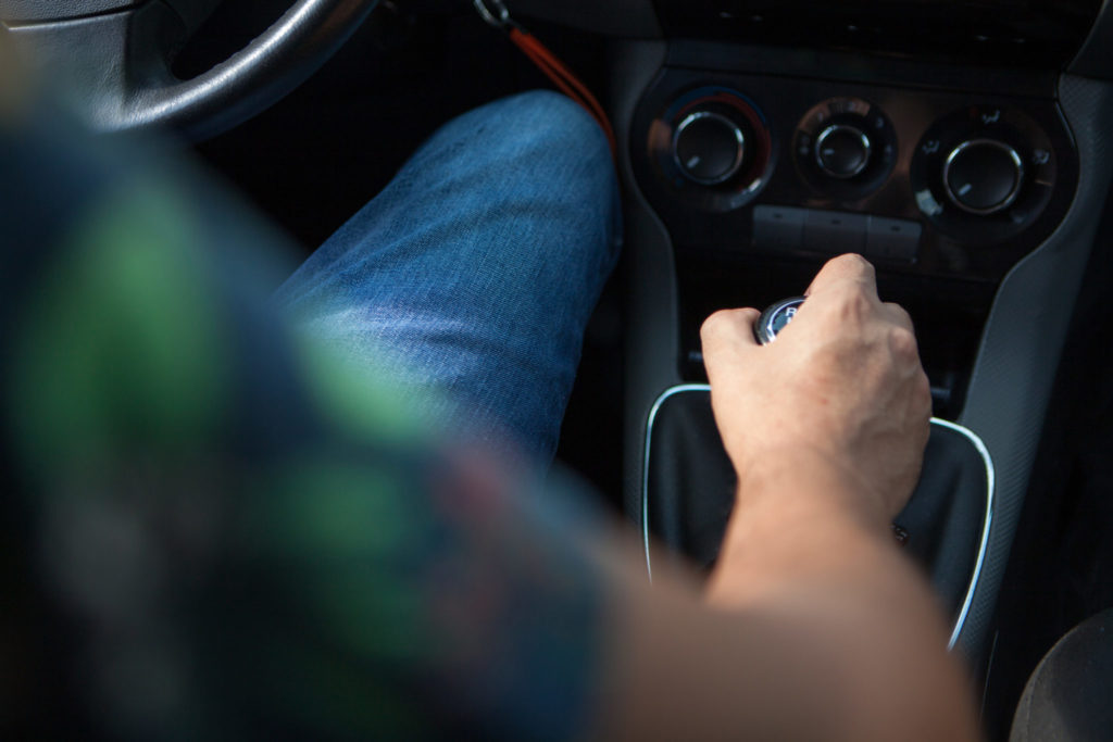 Pros and Cons of Automatic v. Manual v. SelfDriving Cars