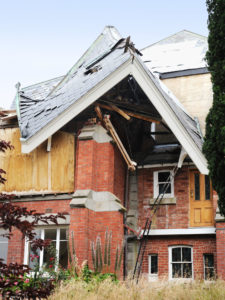 earthquake damage home