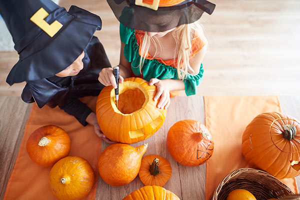 halloween pumpkin carving