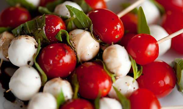 memorial day recipes caprese skewers