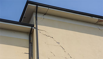 dwelling damage from earthquake in california